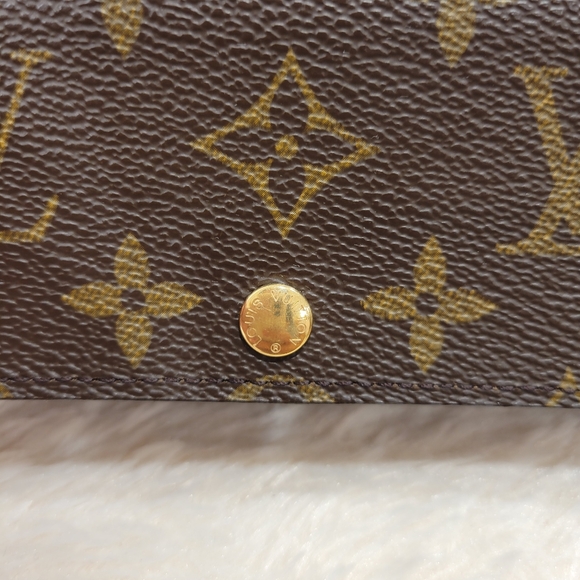 💕CLASSIC LOUIS VUITTON Sarah Wallet Monogram - Picture 6 of 12